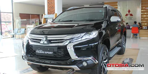 Avanza Berkosmetik Veloz dengan Permainan Multimedia 