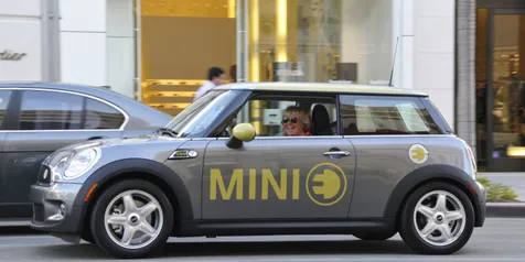 Siap Gandeng Mini Bmw Proyeksikan All Electric Mini Otosiacom