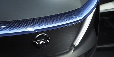 Nissan Kenalkan Mobil Sedan Sport Konsep Bertanaga Listrik Pertamanya