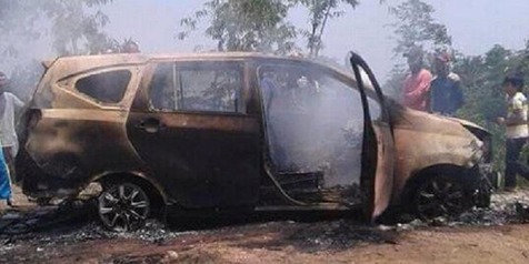 Sewa Pembunuh Bayaran Rp500 Juta, Jasad Suami dan Anak Tiri Dibakar dalam Mobil