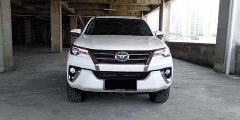 All New Toyota Fortuner VRZ 2019 Bekas Kondisi Masih Gres, Buka Harga 435 Juta