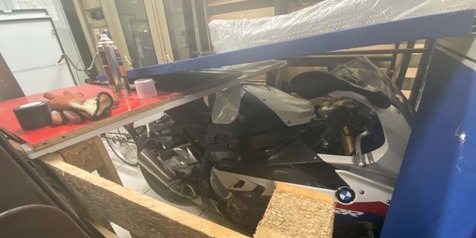 Lacak Moge BMW yang Dicuri, Polisi Malah Temukan Motor-Motor Lain