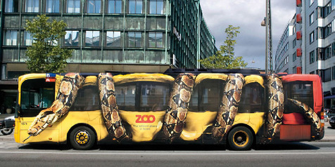 15 Iklan di Bus yang Super Kreatif, Penuh Ilusi dan Mengecoh Mata