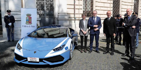 Polisi Italia Pakai Lamborghini Huracan untuk Bawa Ginjal ke Rumah Sakit