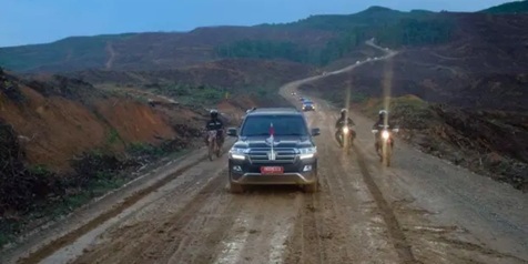 Lebih Dekat dengan Toyota Land Cruiser, SUV Tangguh yang Dipakai Jokowi Terjang Banjir Kalimantan