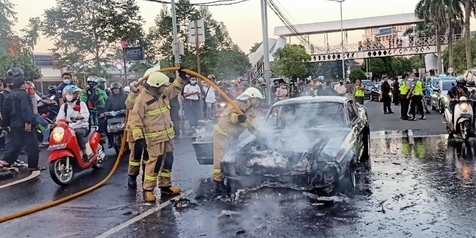 Ford Mustang GT500 Eleanor Terbakar di Jakarta, Begini Analisis Penyebabnya