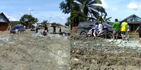 Kondisi Jalan Lintas Provinsi di Kalsel, Rusak Parah - Para Pengendara Kesulitan Melintas