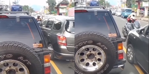 Aksi Polisi Ini Bikin Melongo, Tinggalkan Motornya di Depan Mobil yang Ngeblong