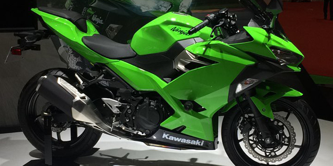 7 Pembeda Kawasaki Ninja  250 Terbaru  dengan Versi Lamanya 