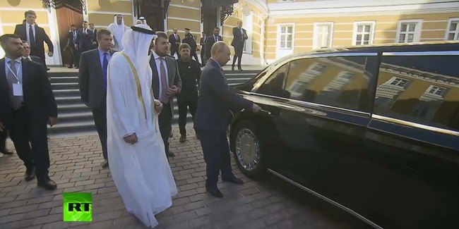 Reaksi Pangeran Abu Dhabi Saat Vladimir Putin Pamer 
