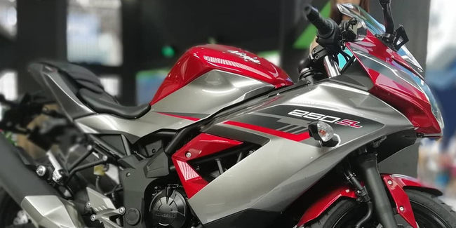 Harga Motor Ninja  4  Tak  Warna Merah 2018