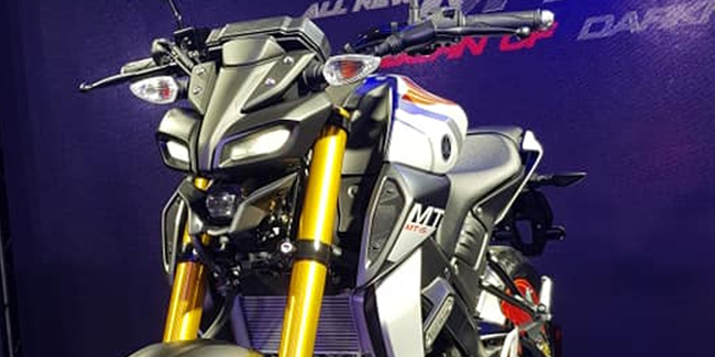 Lebih Keren Mana, Yamaha MT-15 atau Honda CB150R ExMotion 