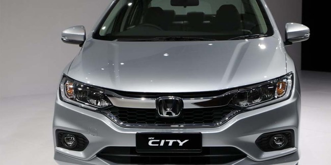 Harga Honda City Review Spesifikasi dan Simulasi Kredit 