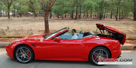 Ferrari California T >> Ini Rasanya Kendarai Si Jinak Ferrari California T Ferrari California T >> Ini Rasanya Kendarai Si Jinak Ferrari California T