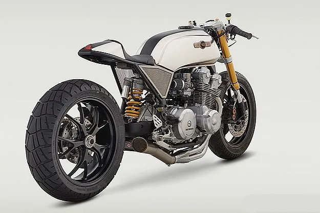  CB Superstrada 