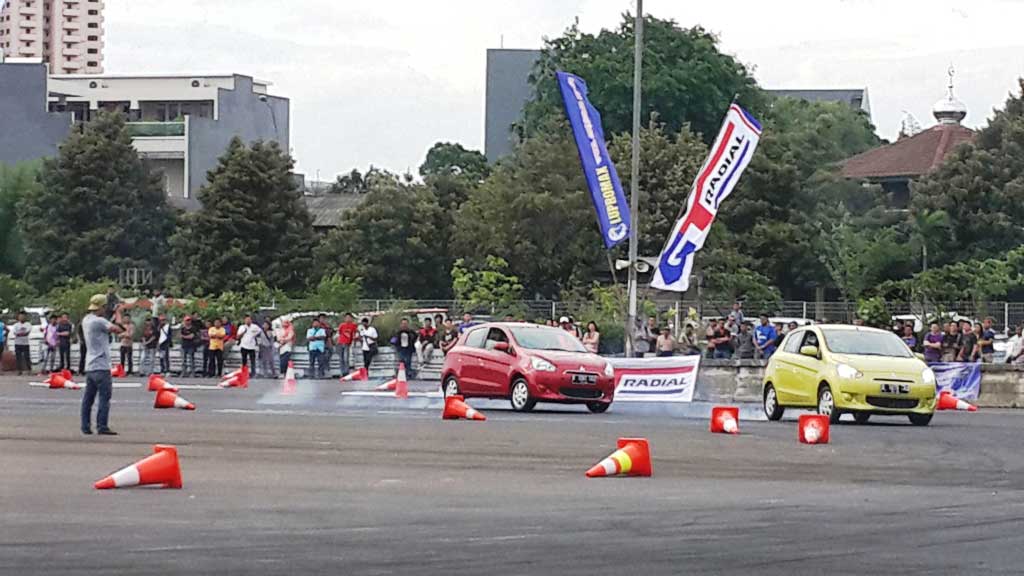 Ada demo slalom juga