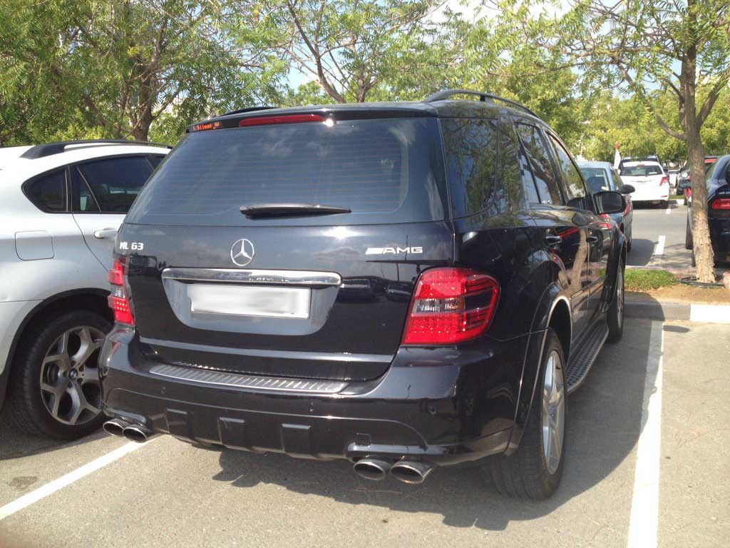 Mercedes-Benz ML63 AMG