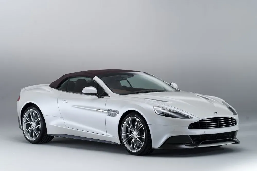 Aston Martin Vanquish 