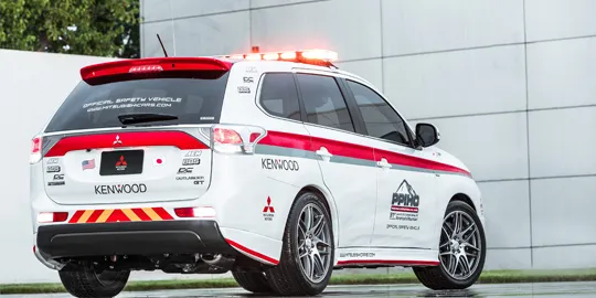 Mitsubishi Outlander 2014 back