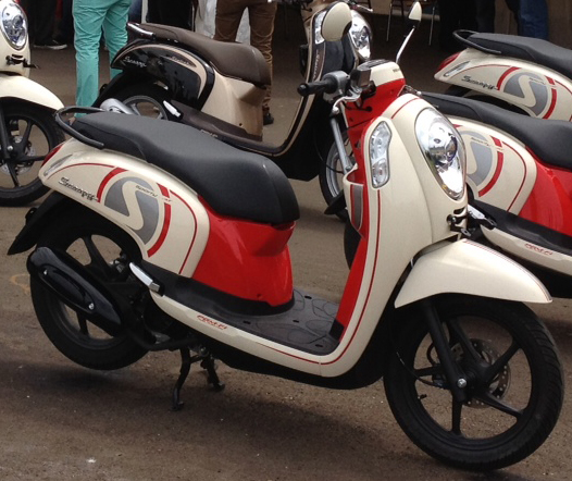 Harga Scoopy  ter injeksi sedikit merdeka com