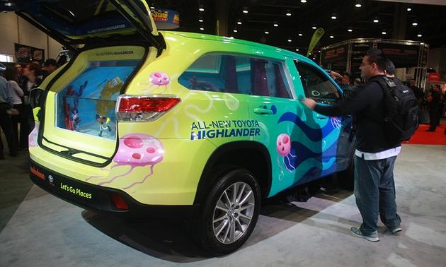 Penampakan Spongebob muncul di dalam Toyota  Highlander  