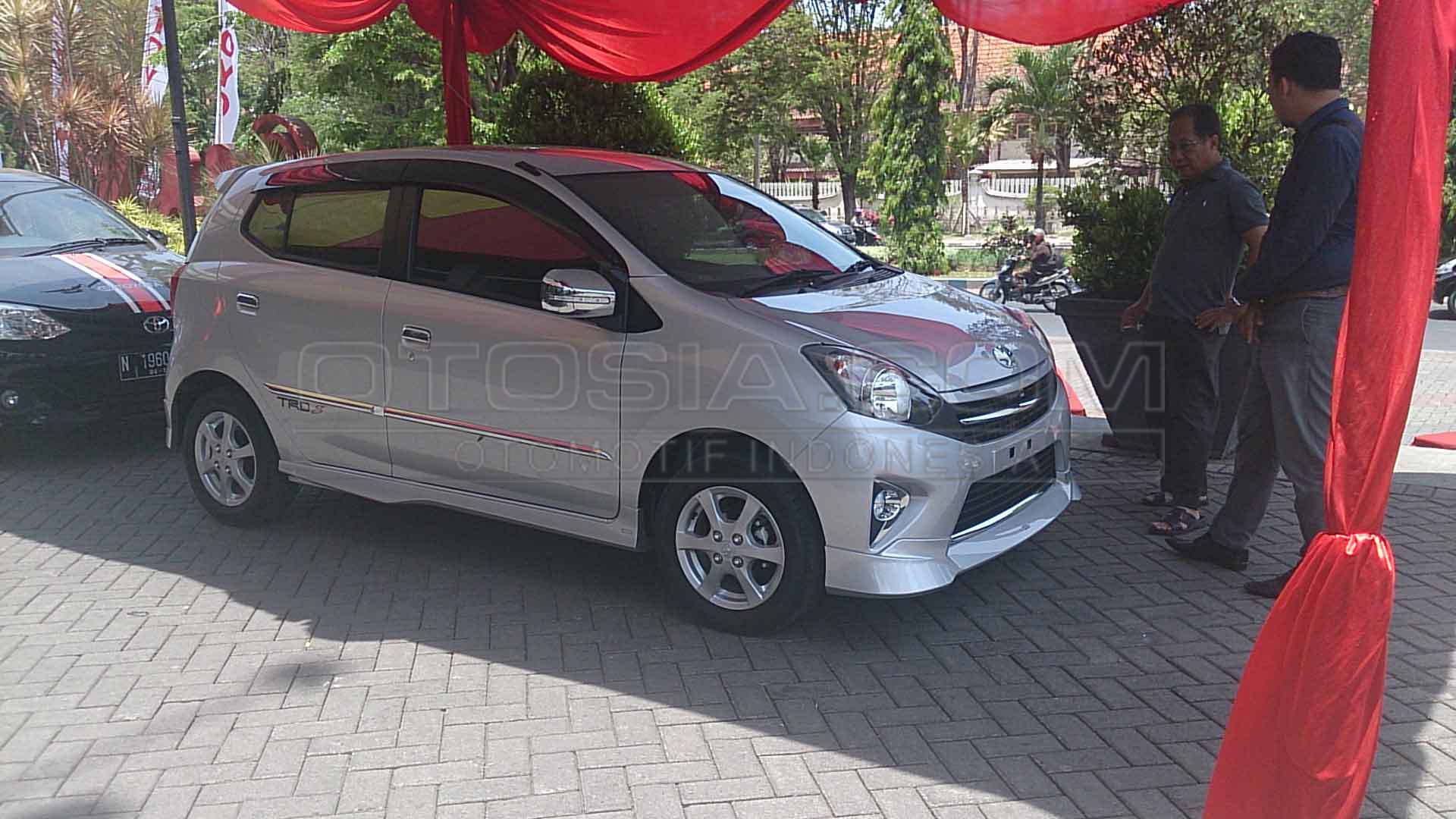 Hari Ini Mobil Murah Toyota Agya Meluncur Di Malang Merdekacom