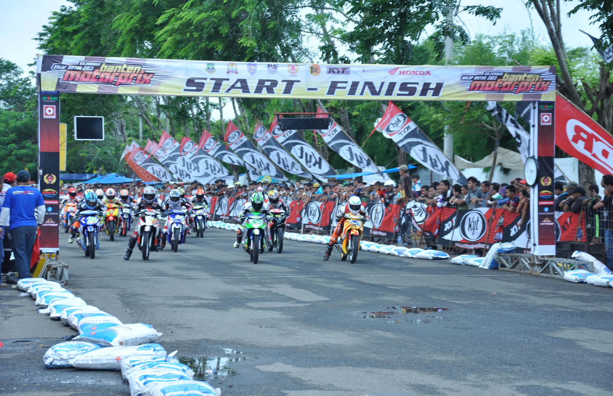 Motoprix seri pertama