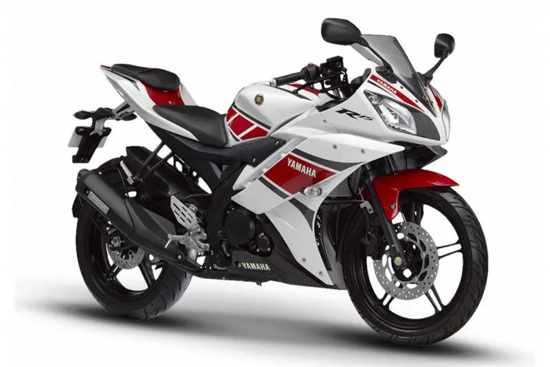 Yamaha YZF R15 white