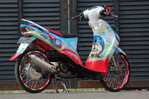 Mio Sporty Kepincut Sosok Lucu Doraemon  Otosia com