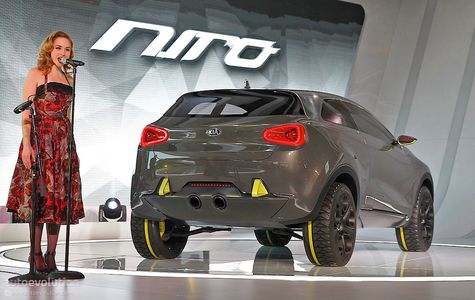 Kia Niro Pesaing Nissan Juke Menampakkan Diri Otosia.com