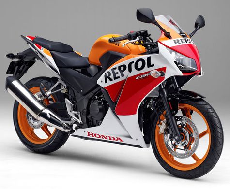 Honda CBR250R 2015, Akhirnya Dual-Eyes Dirilis Juga 