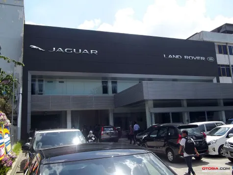 Land Rover Dealership >> Dealer Jaguar Land Rover Kedoya Bidik 15 Unit Per Bulan Land Rover Dealership >> Dealer Jaguar Land Rover Kedoya Bidik 15 Unit Per Bulan