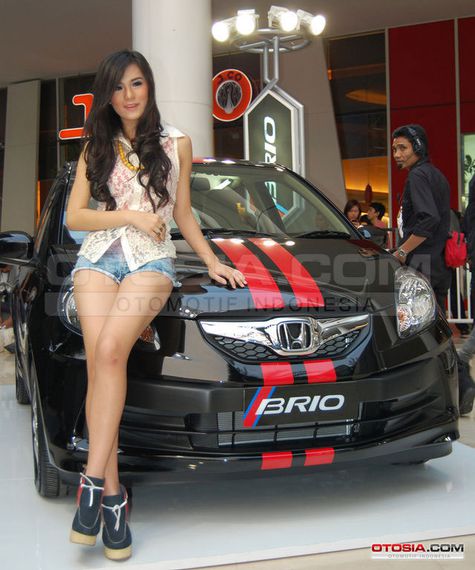 Deretan 8 City Car Keren dan Irit 2014  Otosia.com