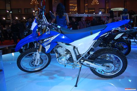 Yamaha WR250R 2014 Penantang KLX  250  Otosia com