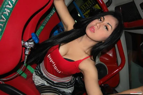 Vera, Antara 'Nakal' di Jalan dan 'Fantasi' di Jok 