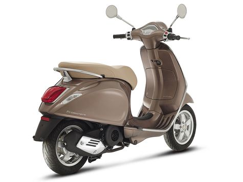  Vespa  Primavera 2014 Mengukir Sejarah Kembali Otosia com