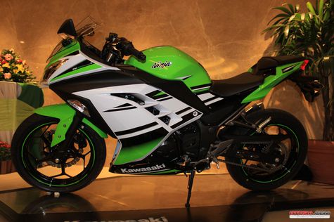 Resmi Meluncur, Harga Ninja 300 Setara dengan ER-6N Seken 