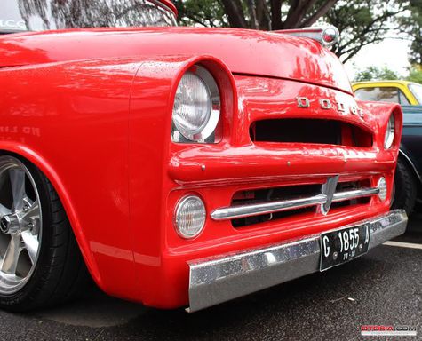 Modif Mobil Lawas Dodge Fargo Rasa Kijang Innova Otosia.com