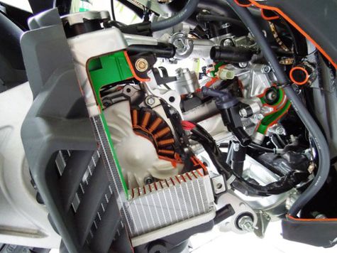 Cek Air Radiator Vario Biar Mesin Anti Keriting 