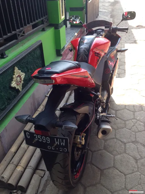 vixion 2011 sport yzf r125 by ae custom otosia vixion 2011 sport yzf r125 by ae custom otosia