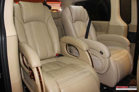 Total Modifikasi Interior Hyundai H 1 Pakai Kulit Asli Rp 270 Juta Otosia Com