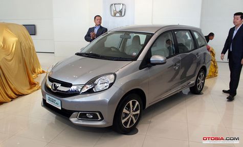 Banderol Honda Mobilio Facelift Mulai Rp 180 Jutaan 