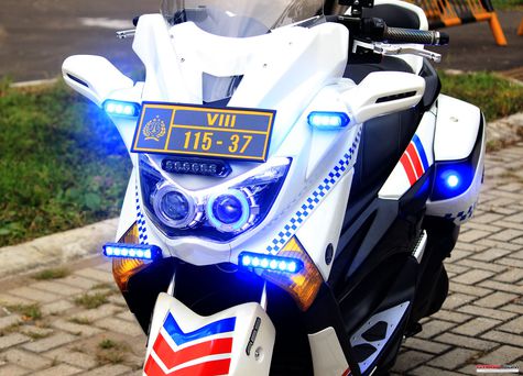 Yamaha N-Max Modifikasi Motor Polisi  Otosia.com