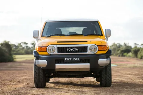 Toyota 'Matikan' Produksi FJ Cruiser  Otosia.com