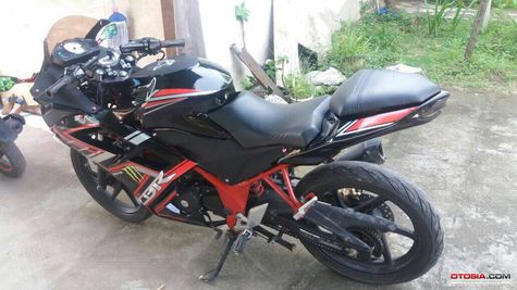 honda cb150r berbaju cbr 250 tokyo concept  8f6a5d