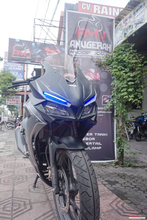 Modifikasi, Replika CBR250RR Bermesin 150cc | Otosia.com