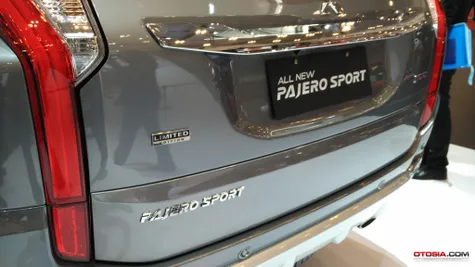 Pajero Sport Limited Edition Beda Harga Rp 16 Juta 