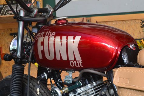 Suzuki Thunder 'Si Fungky' Tunggangan Mahasiswa  Otosia.com