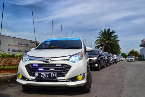 Ini Dia, Kumpul-Kumpul Perdana LCGC Toyota Calya Bekasi 