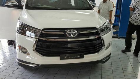 Ini Dia Penampilan Toyota Innova Venturer Otosia com